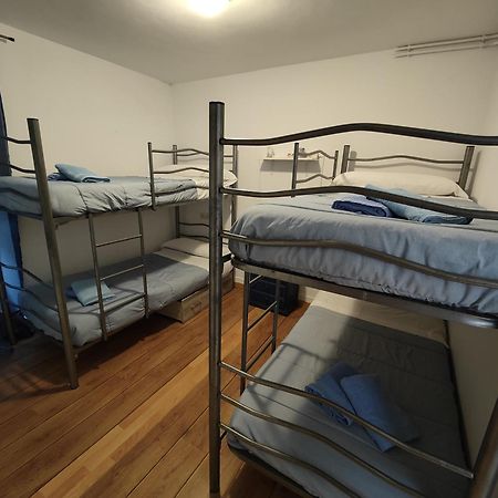 Albergue Vintecatro كالداس دي ريس المظهر الخارجي الصورة
