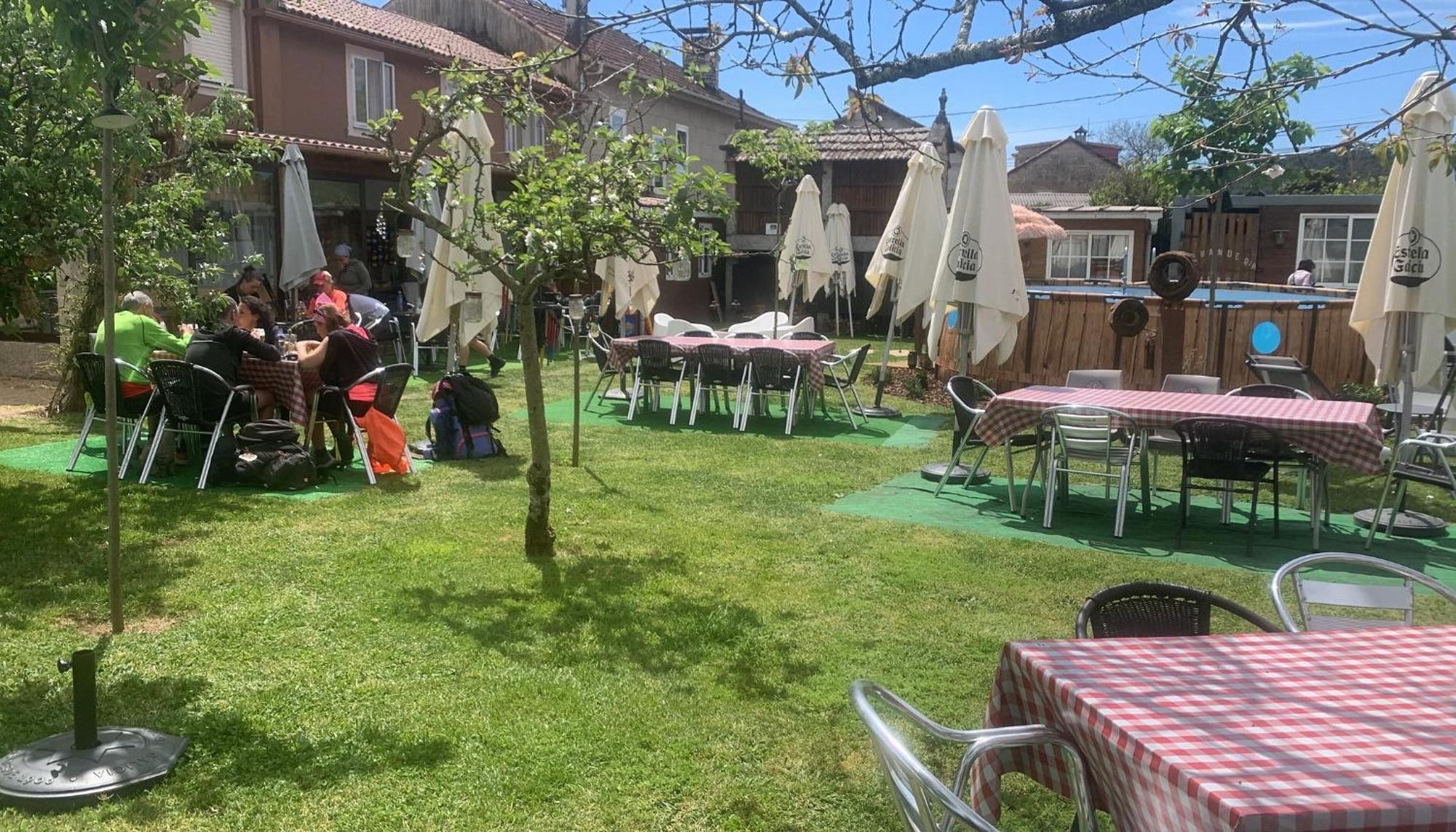 Albergue Vintecatro كالداس دي ريس المظهر الخارجي الصورة